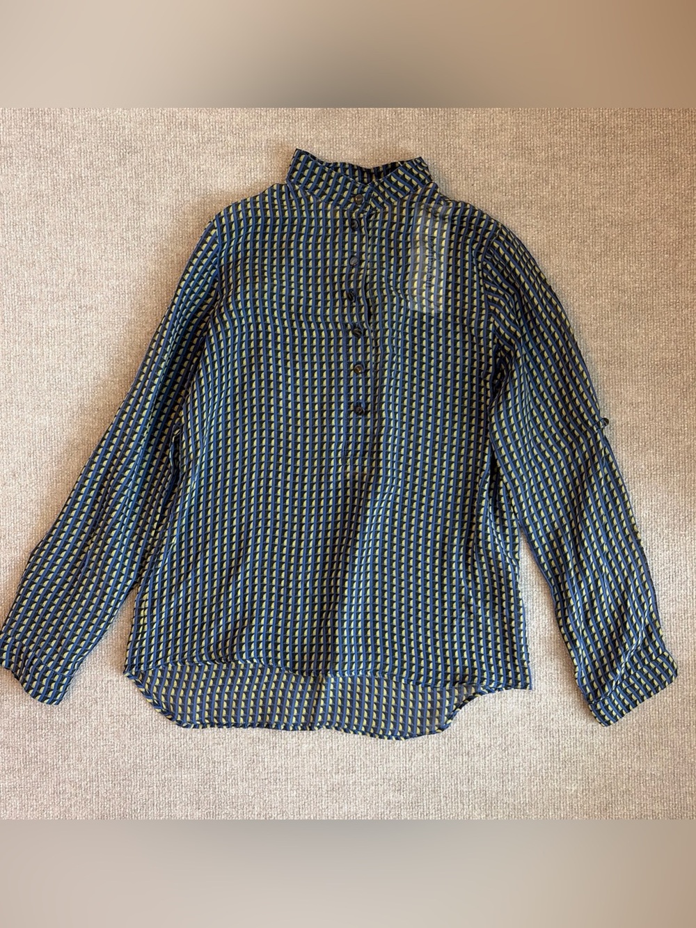 Hanley Women’s Sz 4 100% Silk Blouse With TheRealReal Tag